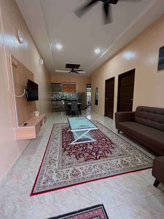 Nsjay Guest House Kampong Gong Balai Екстер'єр фото