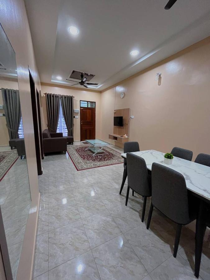 Nsjay Guest House Kampong Gong Balai Екстер'єр фото