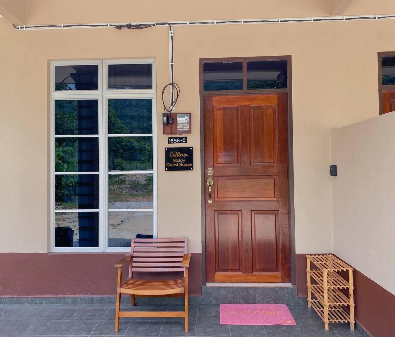 Nsjay Guest House Kampong Gong Balai Екстер'єр фото