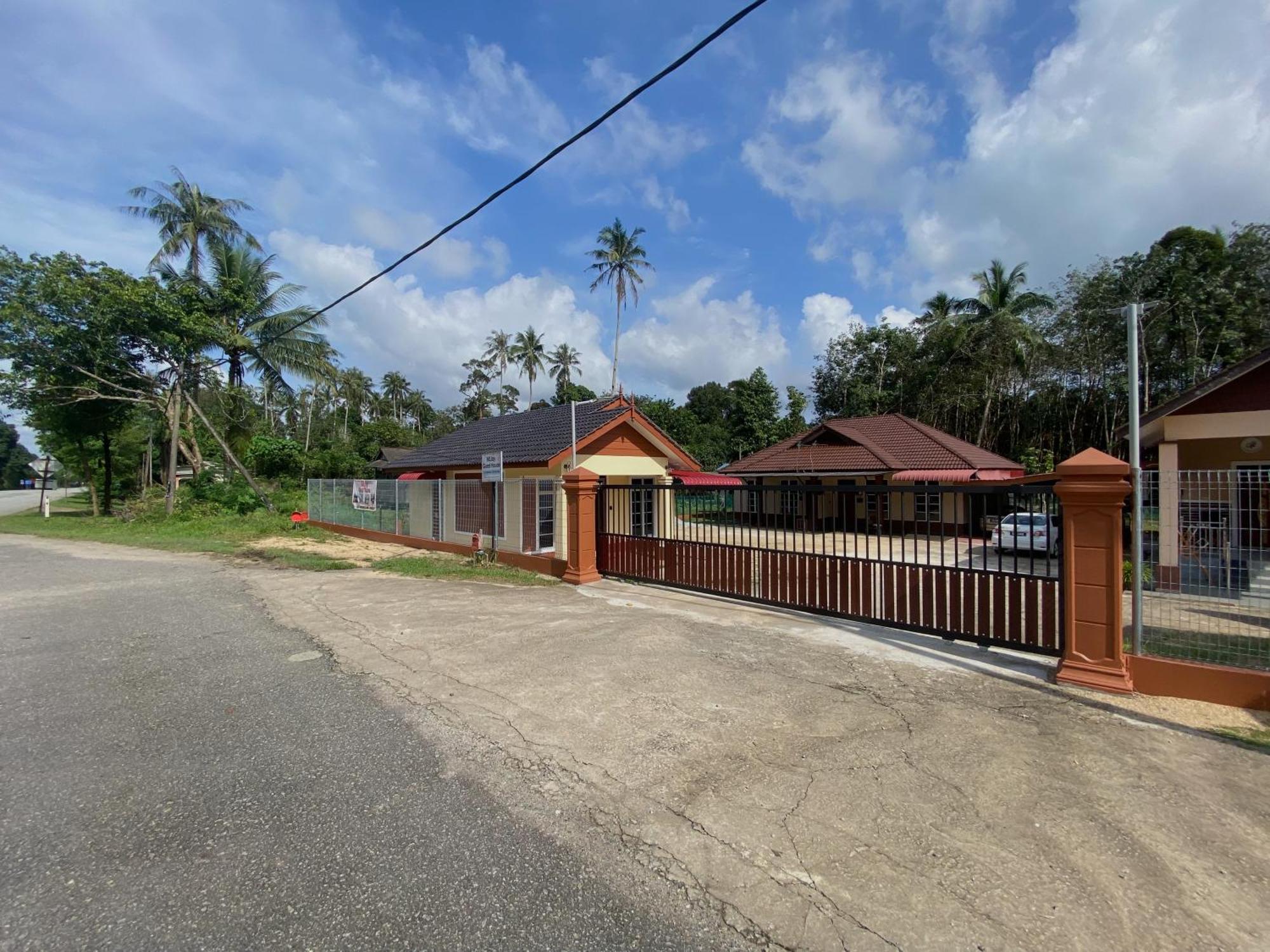 Nsjay Guest House Kampong Gong Balai Екстер'єр фото