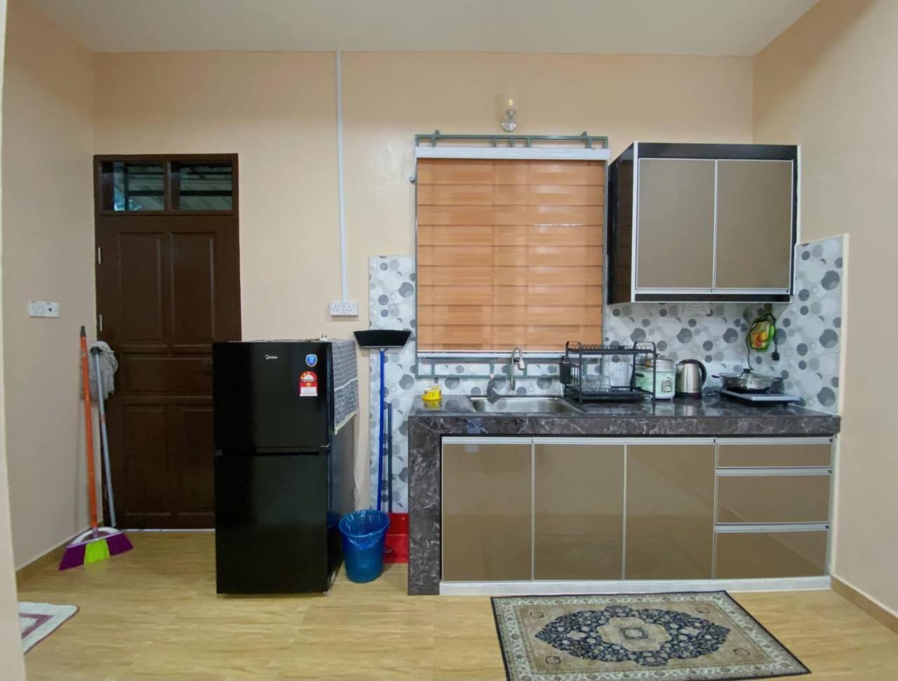 Nsjay Guest House Kampong Gong Balai Екстер'єр фото