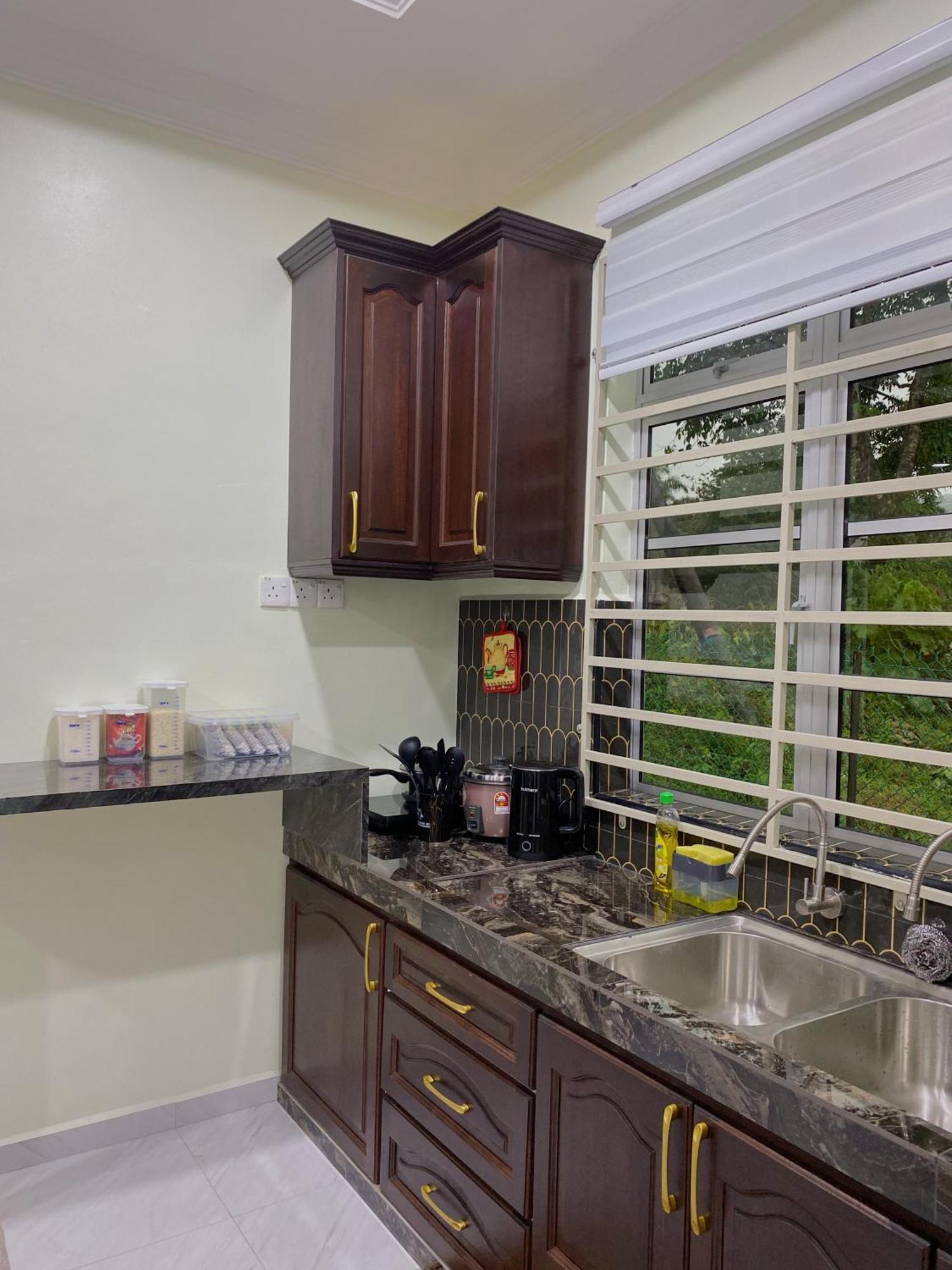 Nsjay Guest House Kampong Gong Balai Екстер'єр фото