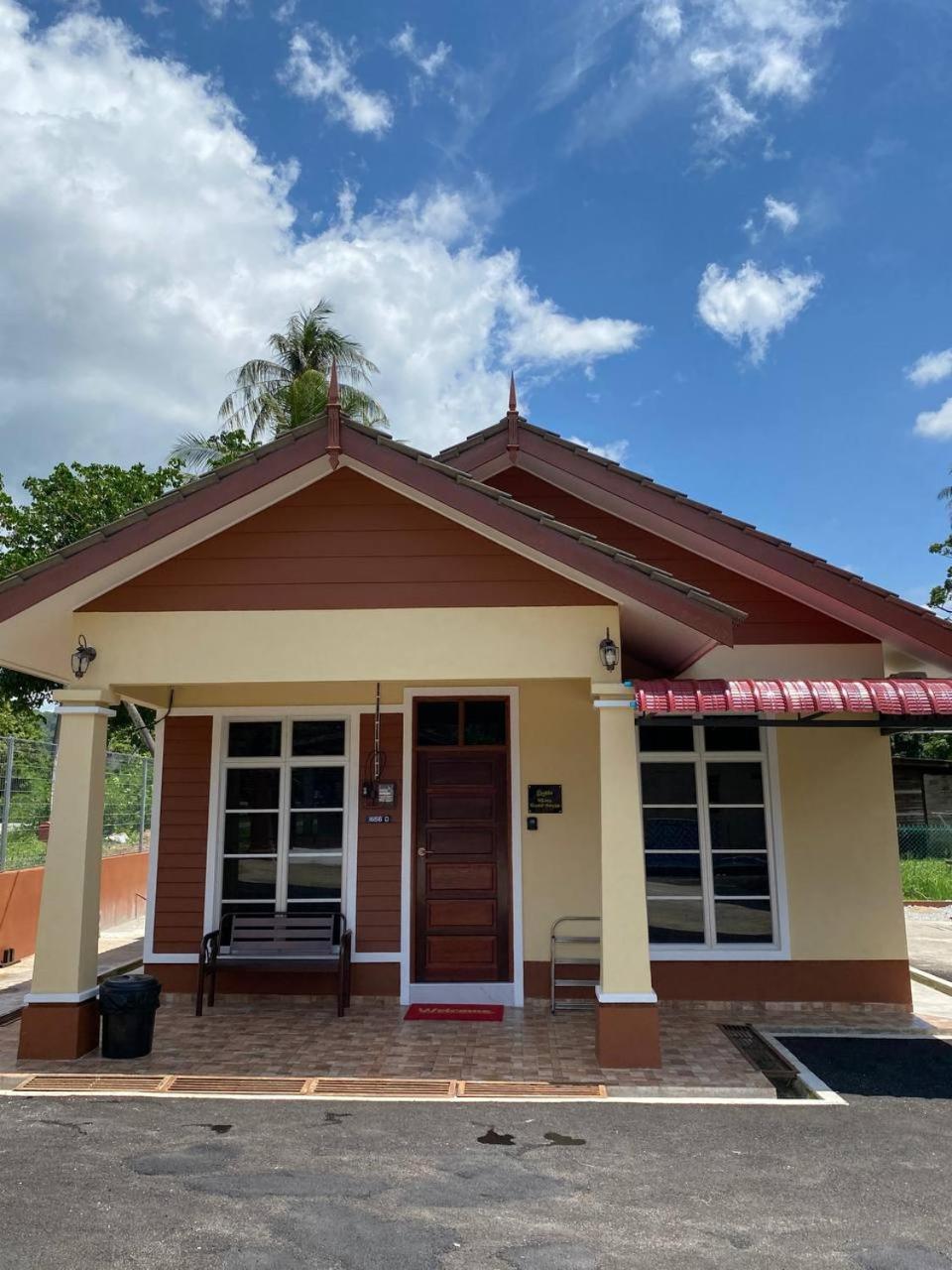 Nsjay Guest House Kampong Gong Balai Екстер'єр фото